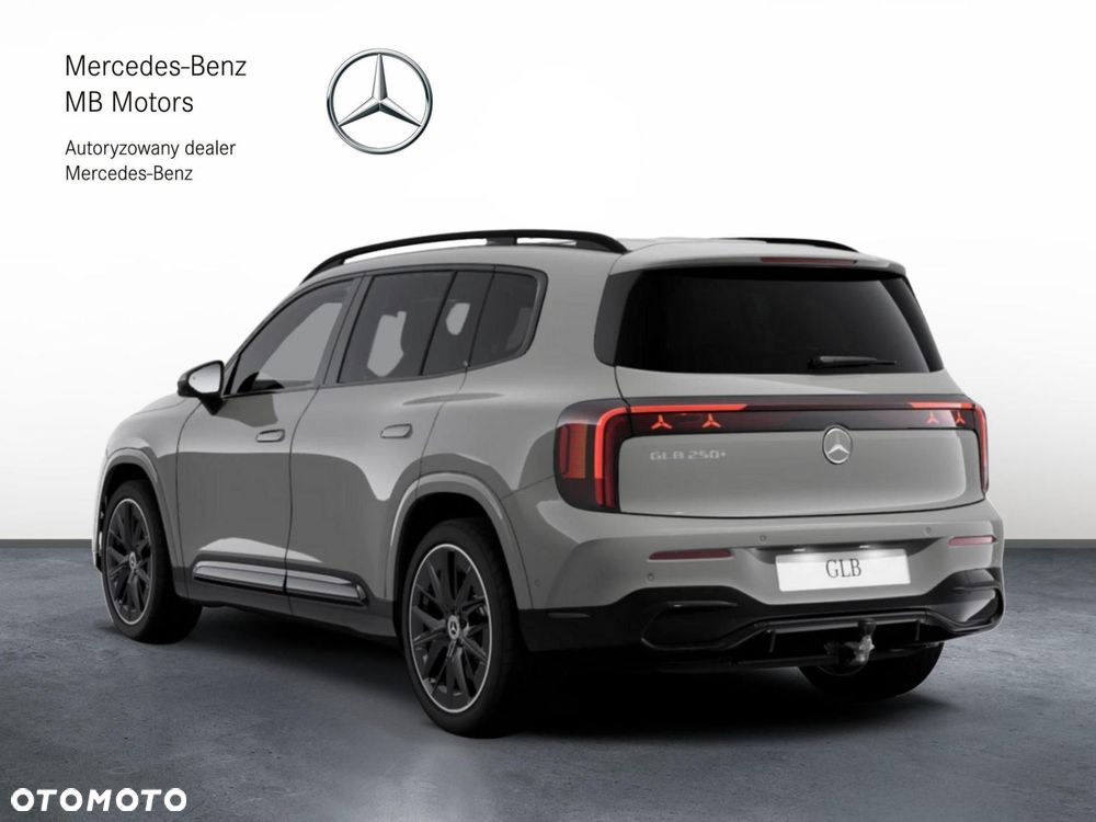 Mercedes-Benz GLB - 3