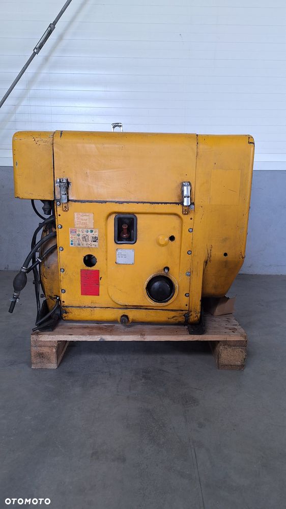 SILNIK HATZ 3L40C DIESEL 3-Cylindry SILENT PACK - 6
