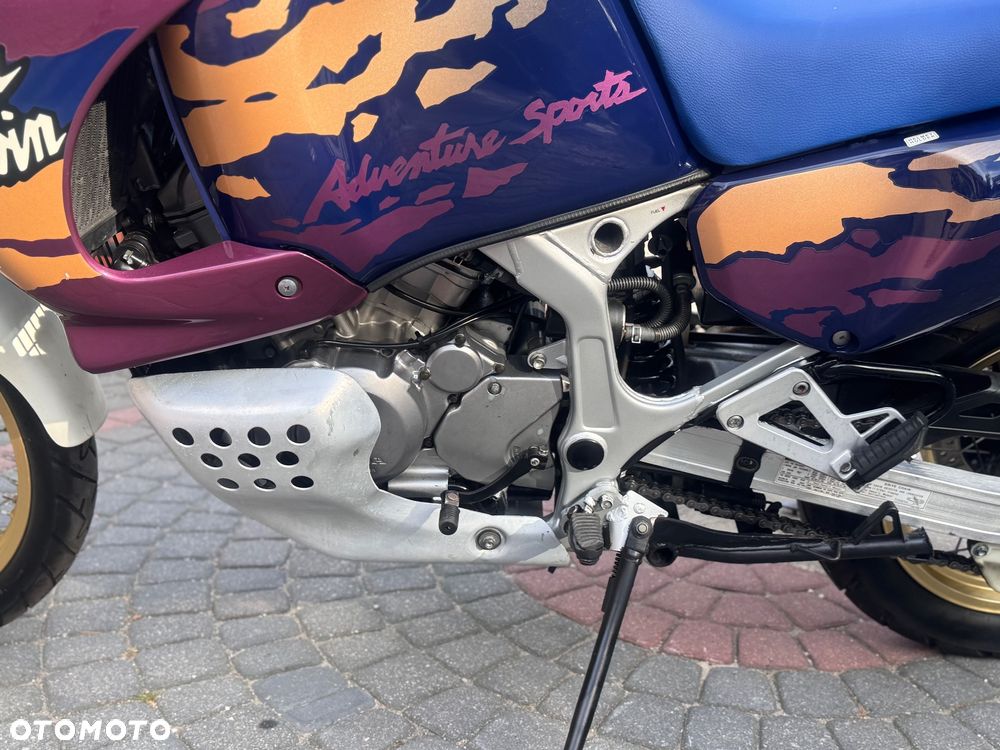 Honda XRV - 16