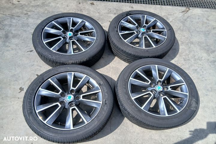 Jante aliaj cu anvelope 17 - set 5L0601025F 225/50 R17 7JX-17H2 ET45 - 2