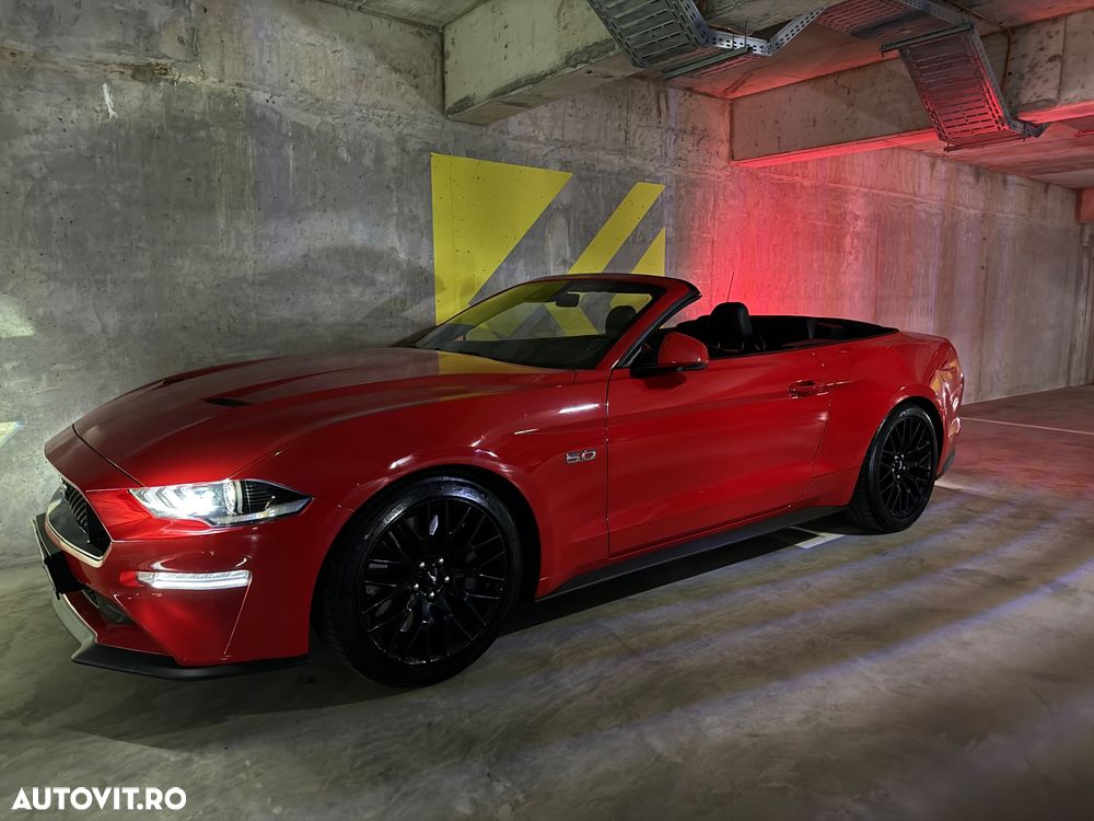 Ford Mustang - 1