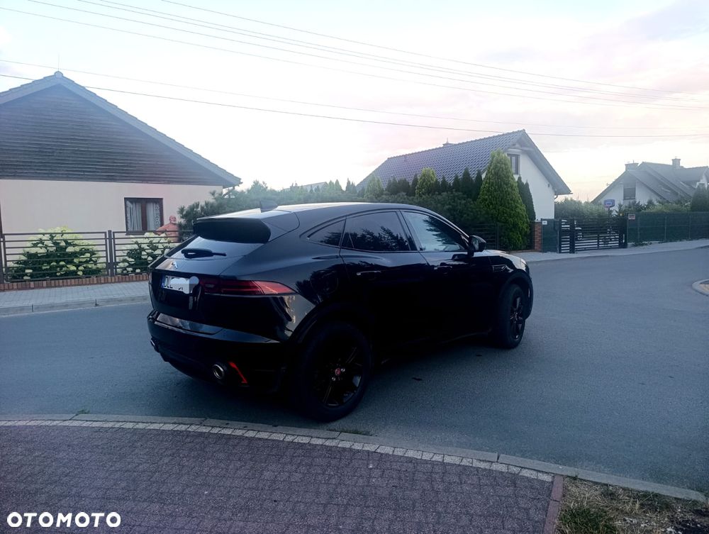Jaguar E-Pace P250 AWD R-Dynamic - 5