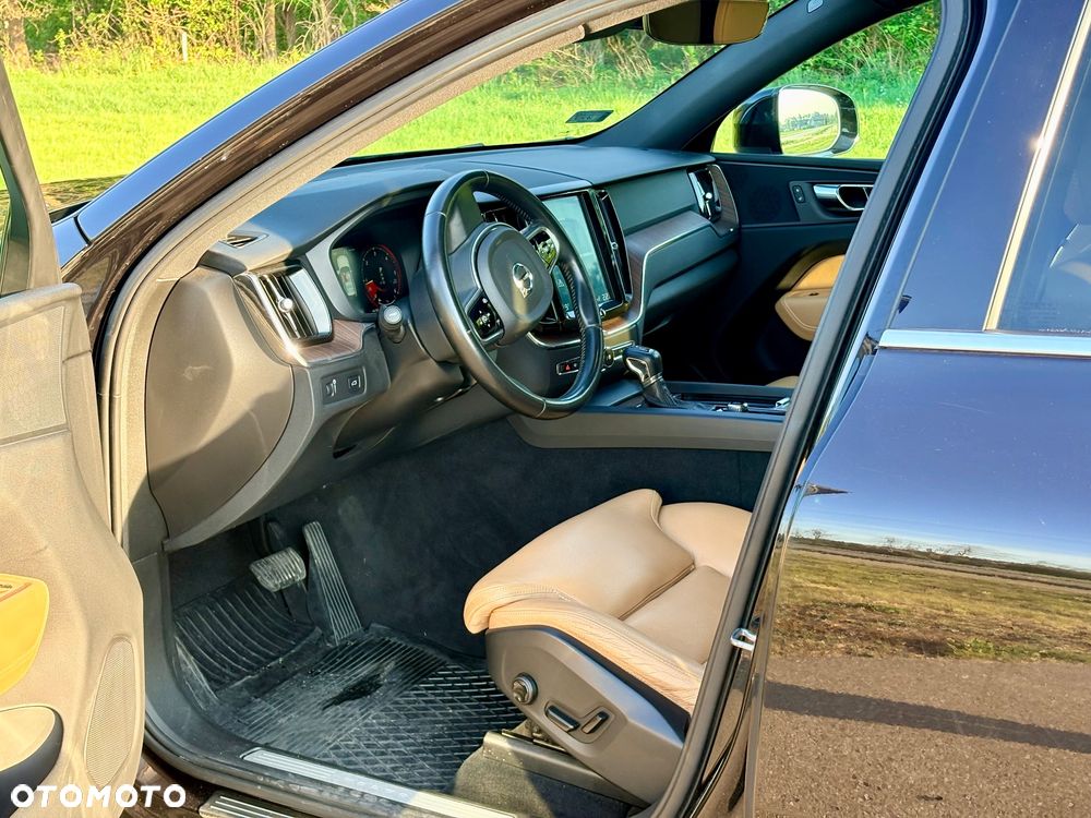 Volvo XC 60 D4 AWD Inscription - 17