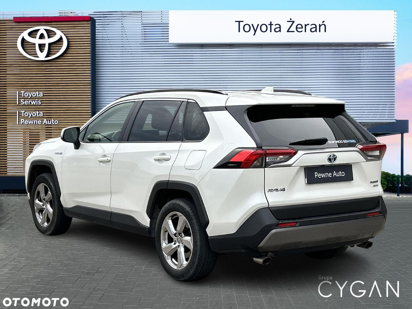 Toyota RAV4 - 7
