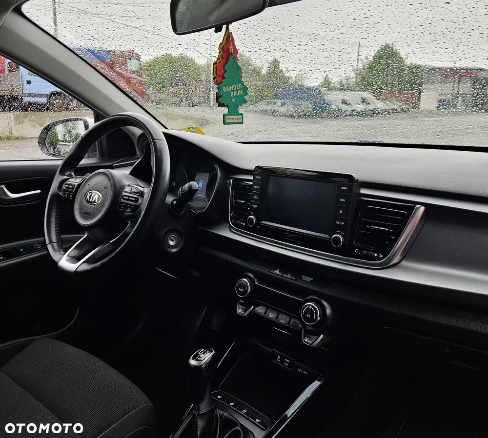 Kia Rio - 17