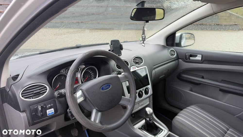 Ford Focus - 11
