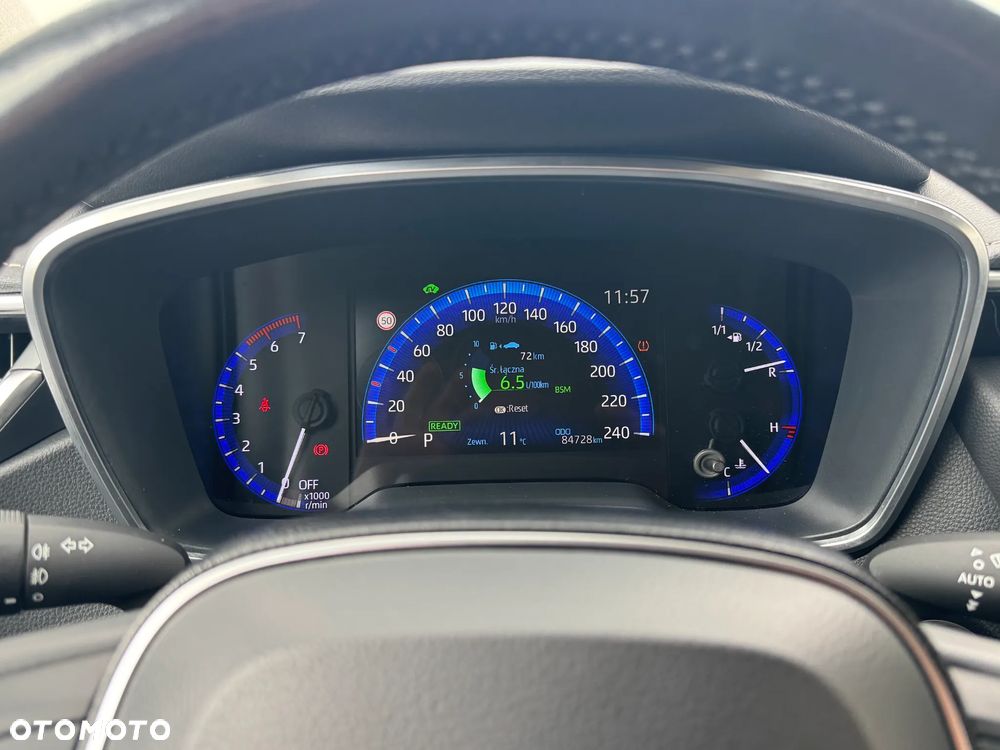 Toyota Corolla 1.8 Hybrid Executive - 11