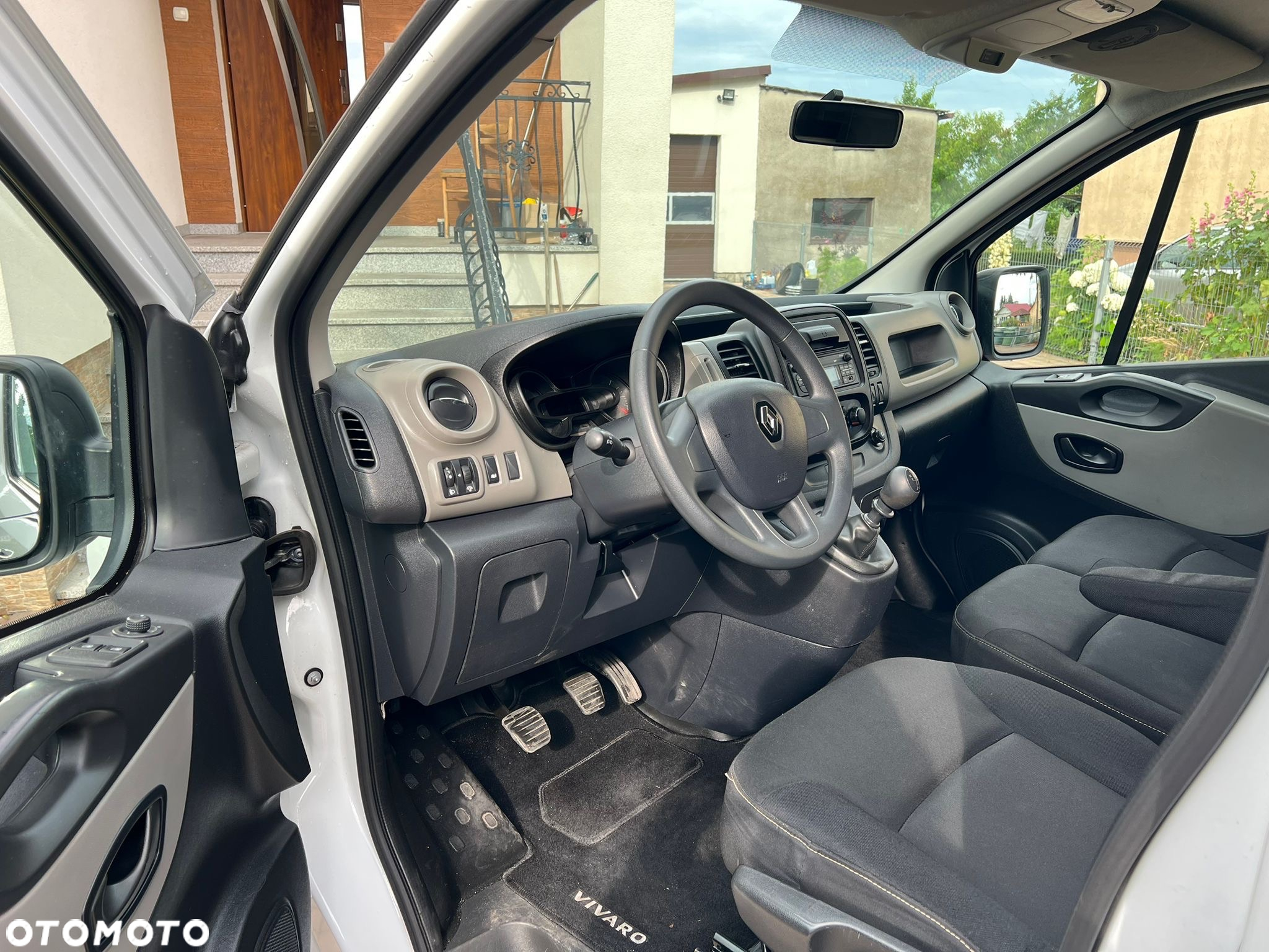 Renault Trafic - 13