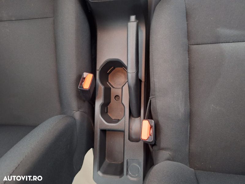 Dacia Logan ECO-G 100 MT5 Essential - 18