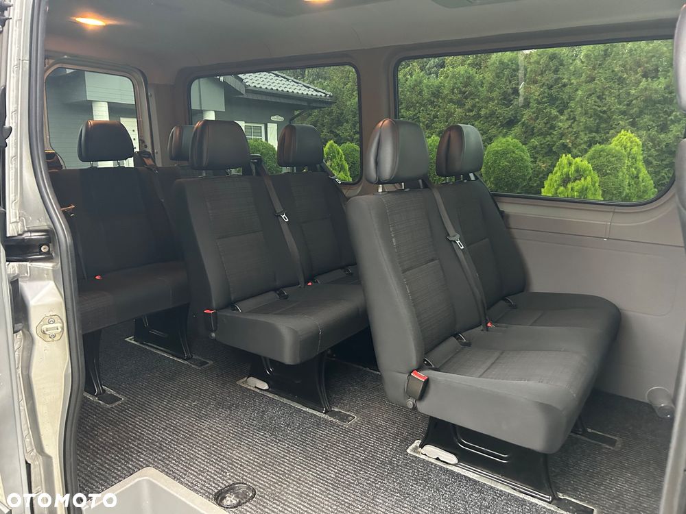 Mercedes-Benz Sprinter - 21