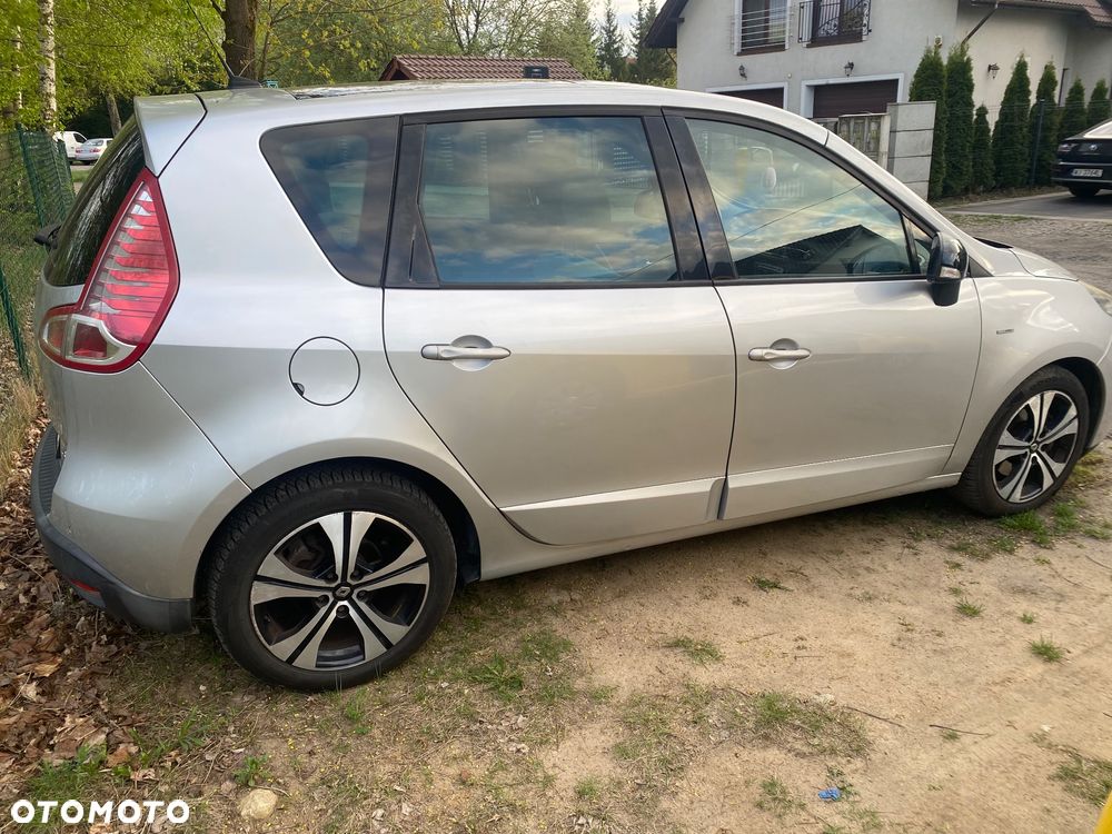 Renault Scenic dCi 130 FAP Bose Edition - 6