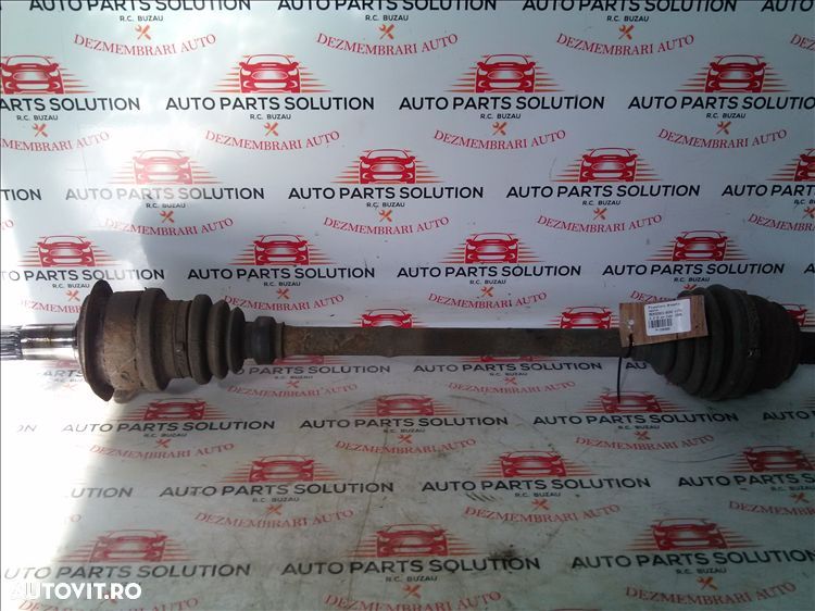 planetara dreapta spate mercedes benz vito 2.2 d an fabr 2006 - 1