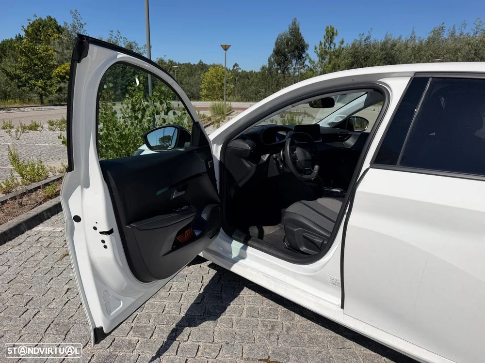 Peugeot 208 1.2 PureTech Allure Pack EAT8 - 9