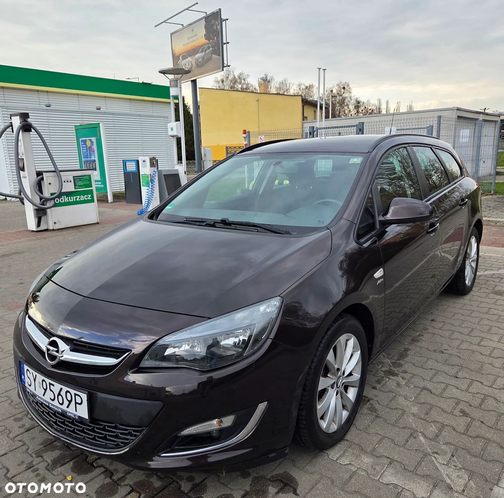 Opel Astra 1.7 CDTI Cosmo - 1
