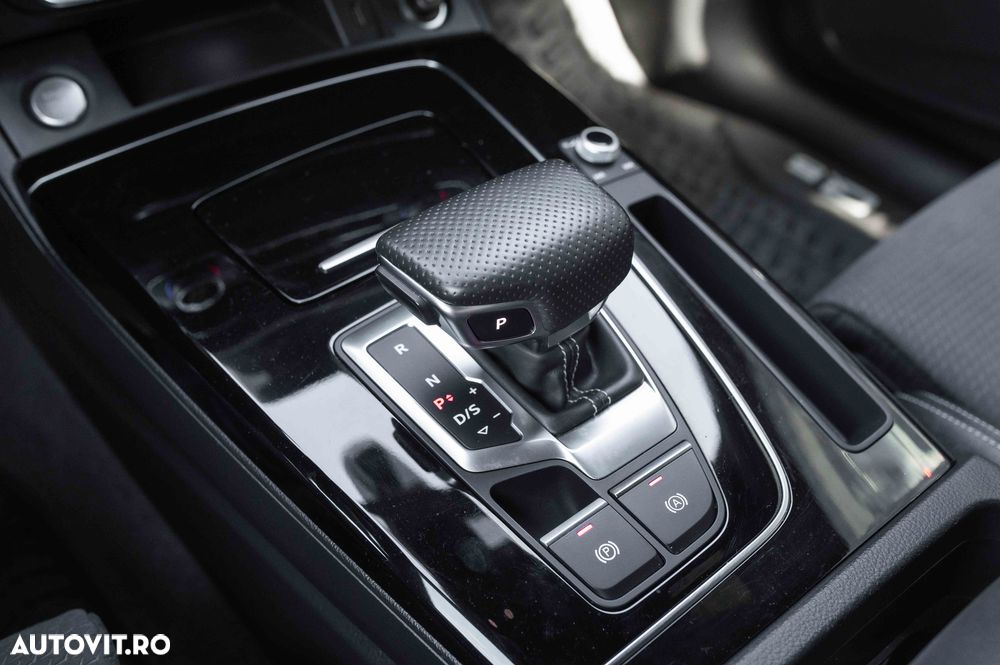 Audi Q5 55 TFSIe quattro S tronic S line - 31