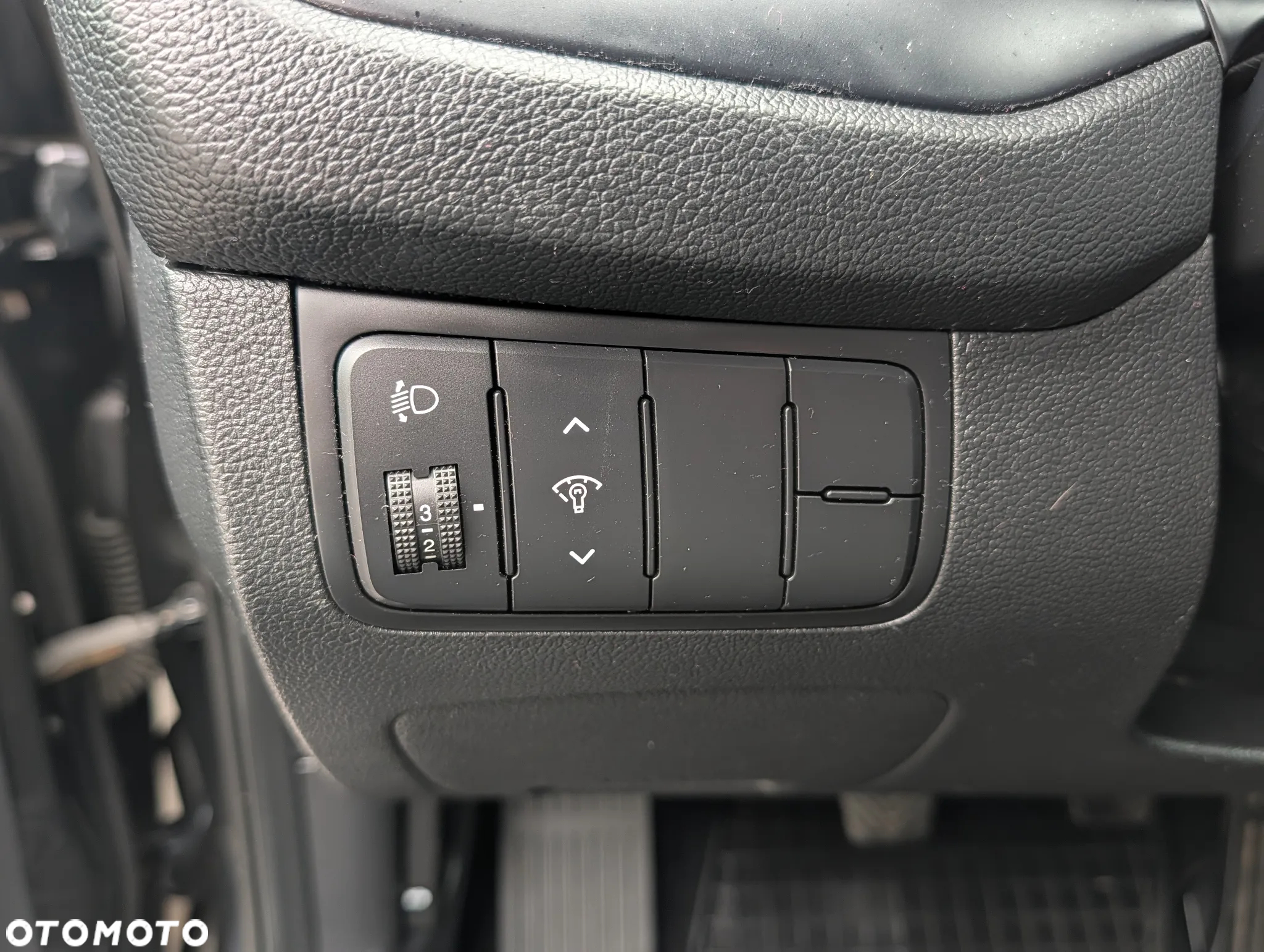 Kia Ceed Cee'd 1.6 CRDi M - 24