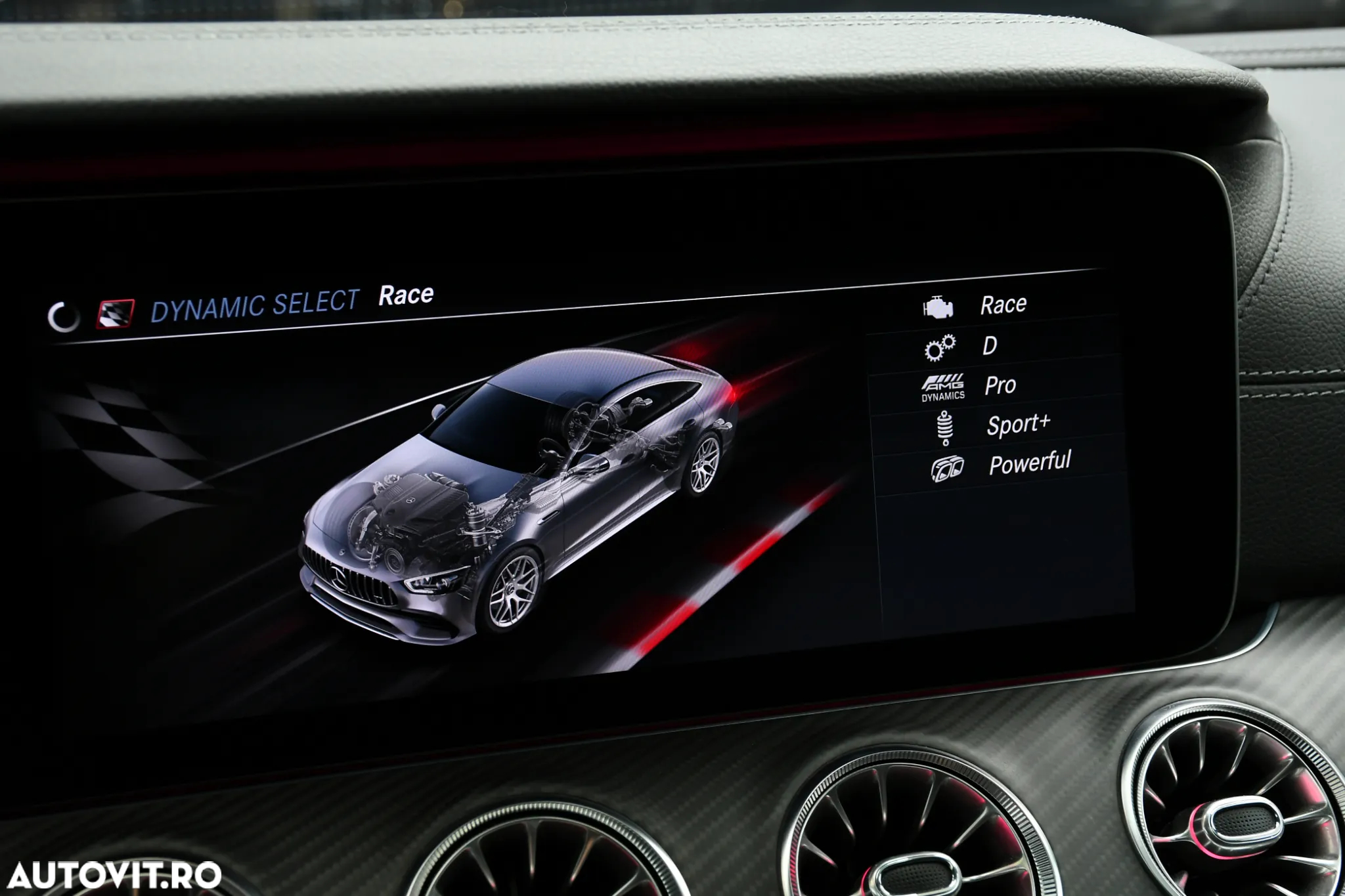 Mercedes-Benz AMG GT 53 4MATIC+ MHEV - 31
