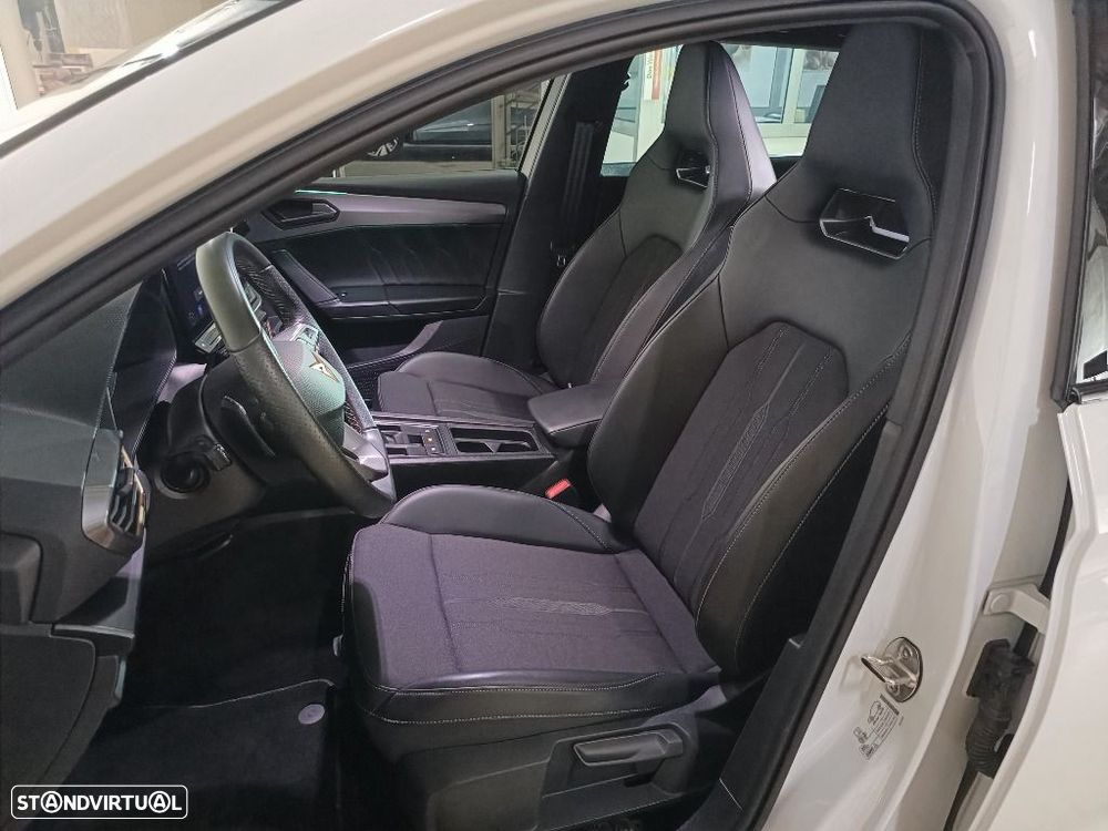 Cupra Leon ST 1.4 e-Hybrid MID DSG - 11