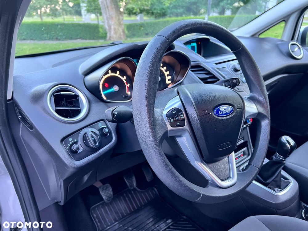 Ford Fiesta - 13