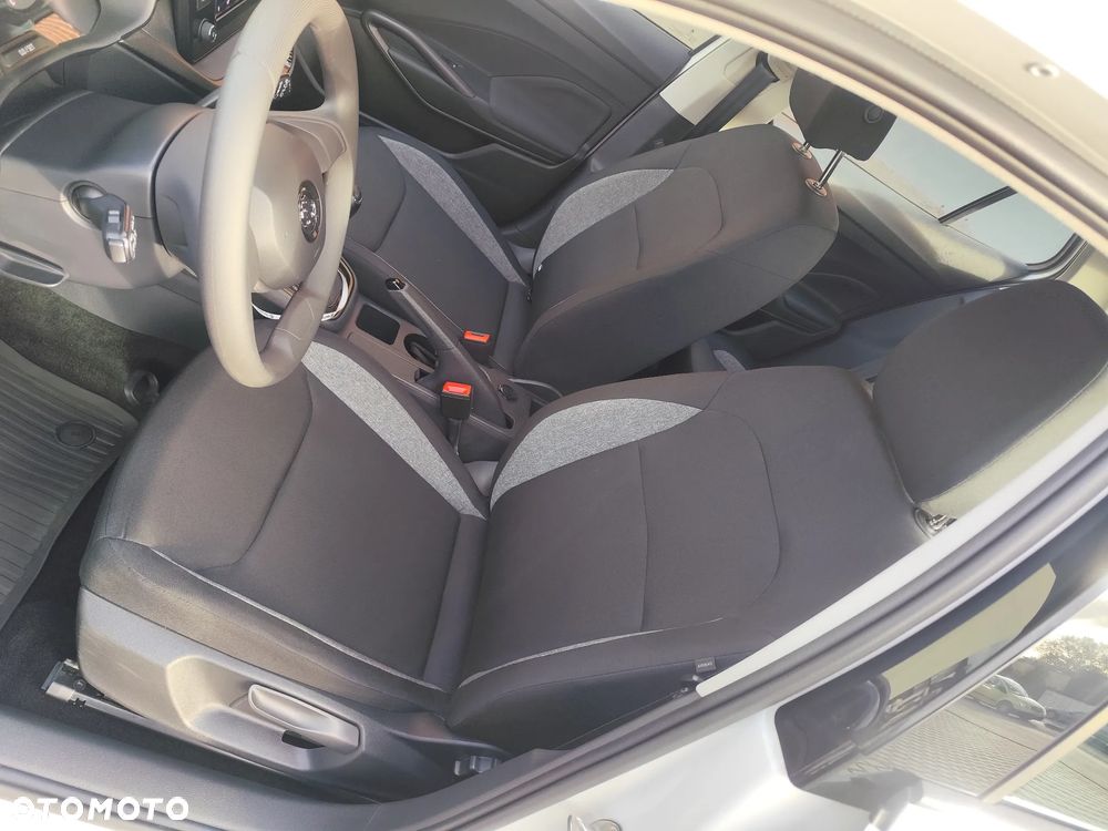 Skoda Fabia 1.0 TSI Active - 19