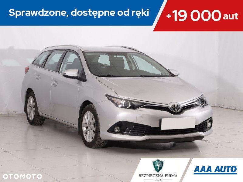 Toyota Auris - 2