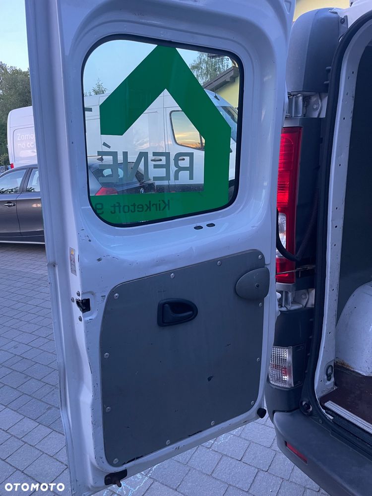 Renault Trafic - 14