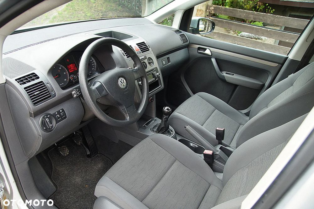 Volkswagen Touran 1.9 TDI Welcome - 11