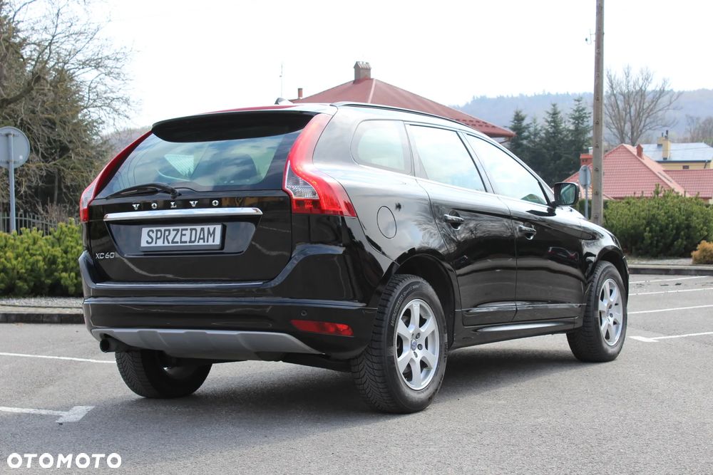 Volvo XC 60 D3 Momentum - 14