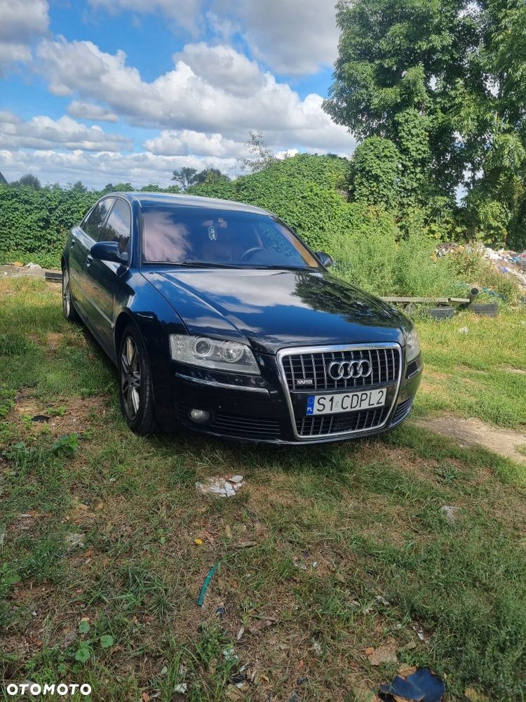 Audi A8 - 1