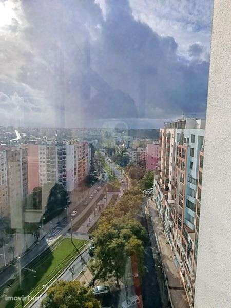 T2 com vista Linda, centro de Almada totalmente remodelado  340 mil - Grande imagem: 3/12