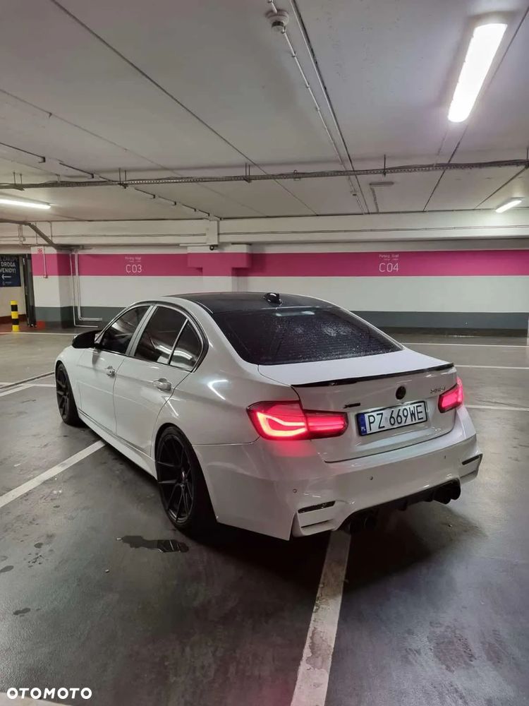 BMW Seria 3 335i xDrive - 4