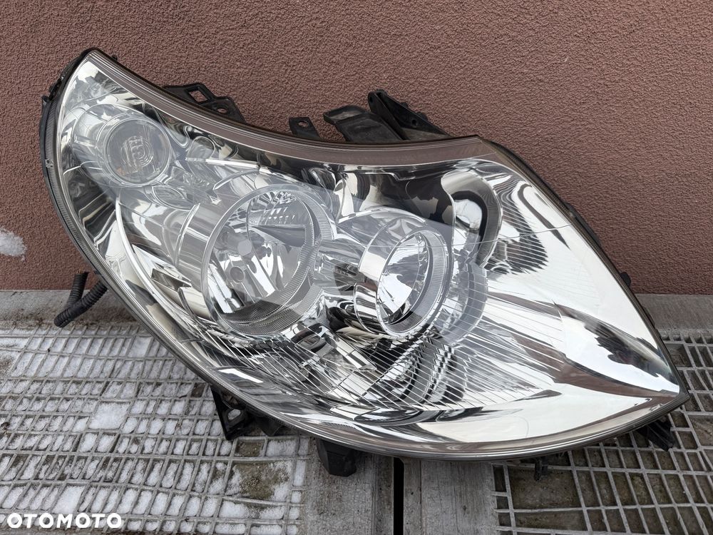 Lampa przednia PEUGEOT BOXER III FIAT DUCATO III PRAWA EUROPA ORYGINALNA AL - 1