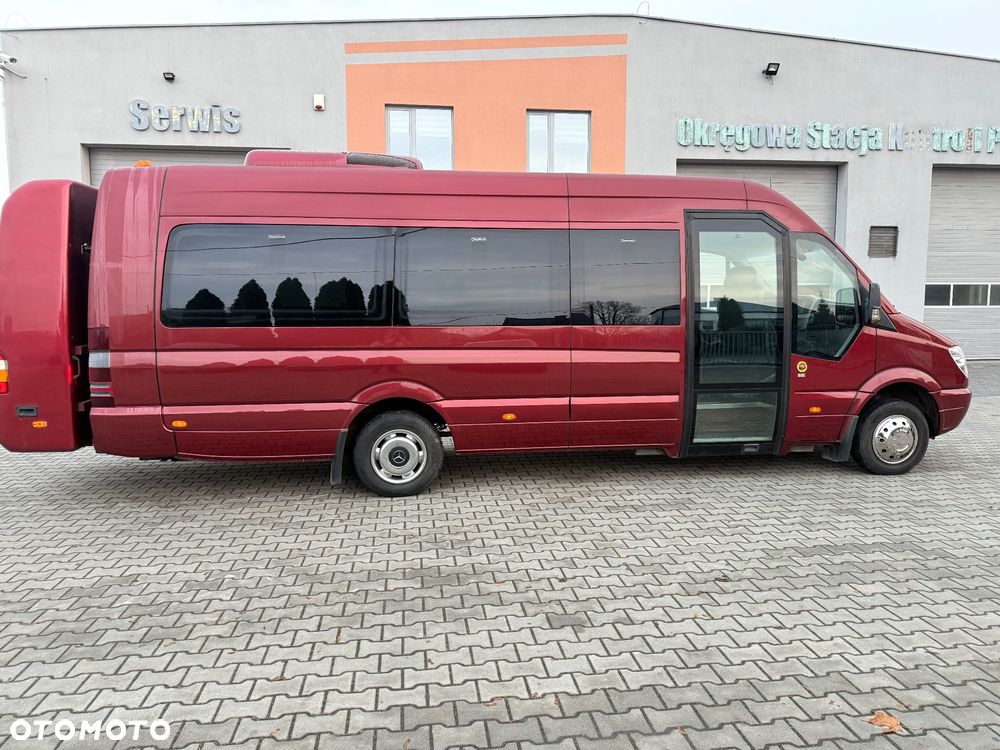 Mercedes-Benz Sprinter - 2