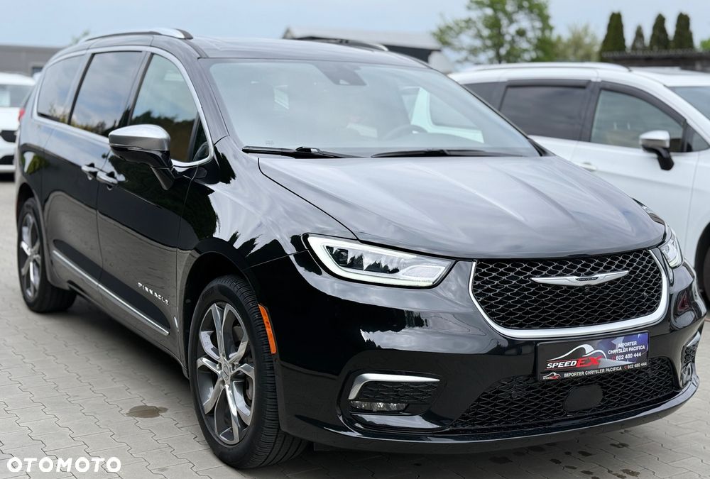 Chrysler Pacifica - 6