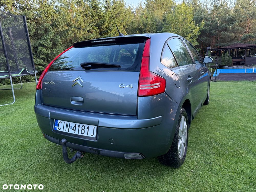 Citroën C4 1.6 16V Magic - 4