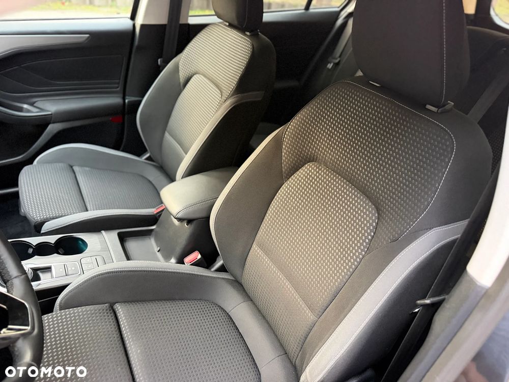 Ford Focus 1.5 EcoBlue SCR Titanium - 28