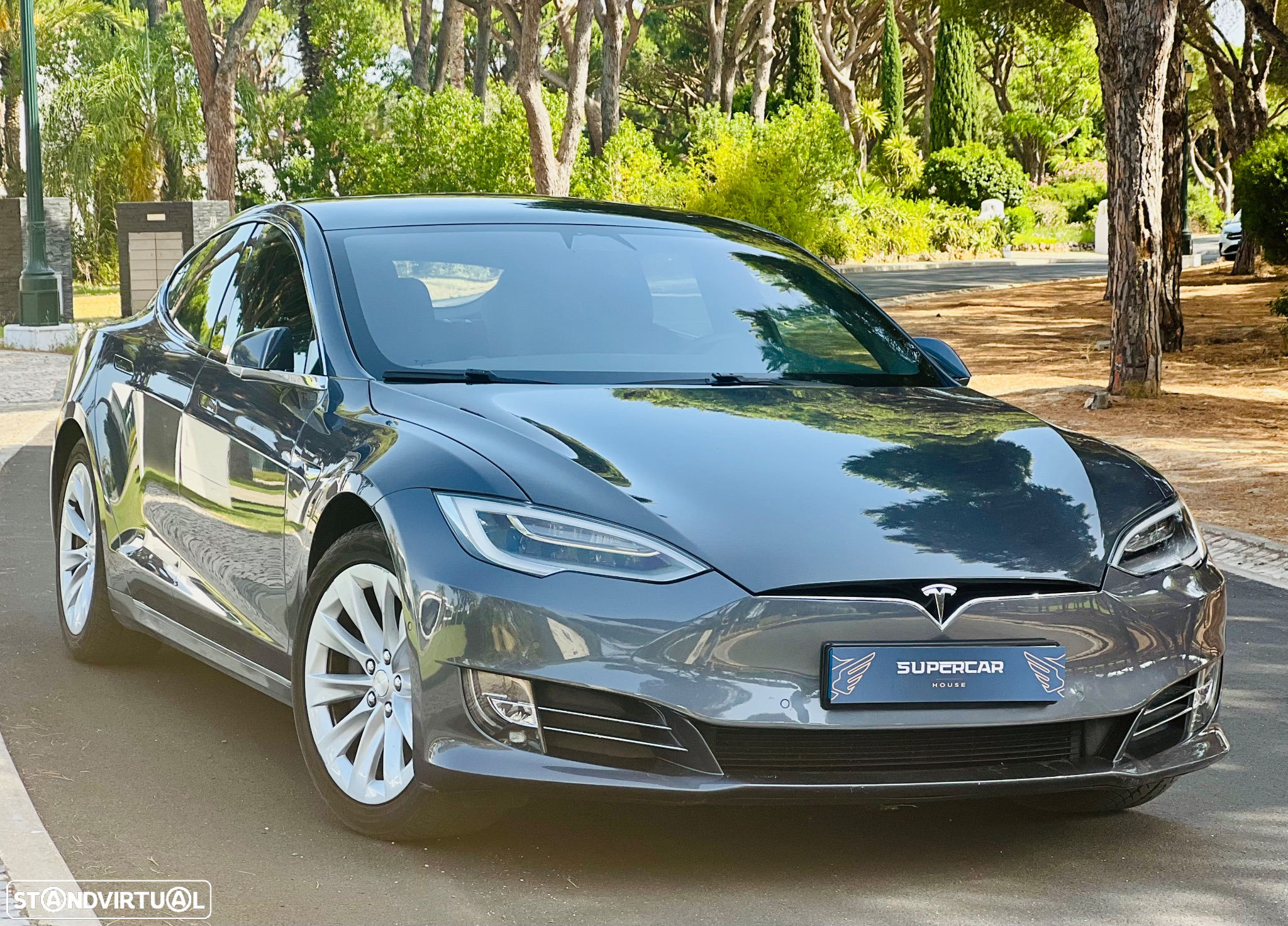 Tesla Model S Long Range - 3