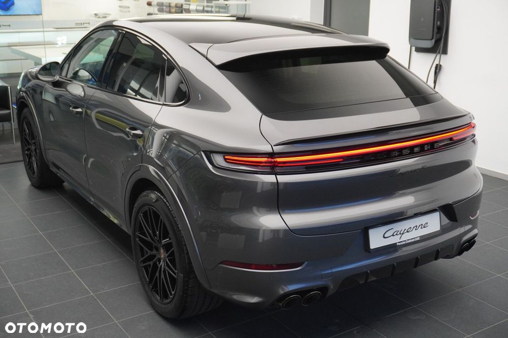 Porsche Cayenne - 14