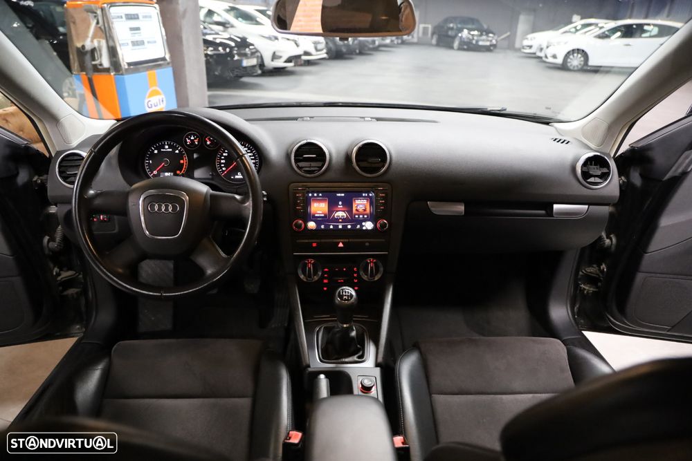 Audi A3 Sportback 2.0 TDi Sport - 8