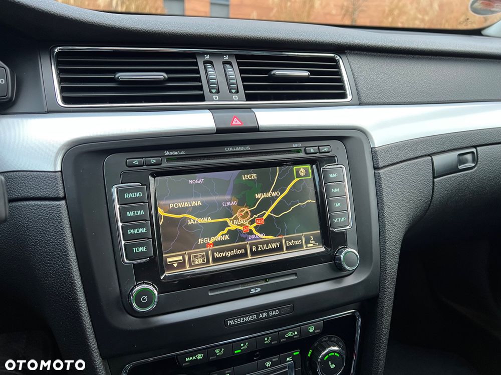 Skoda Superb 2.0 TDI DSG Elegance - 24