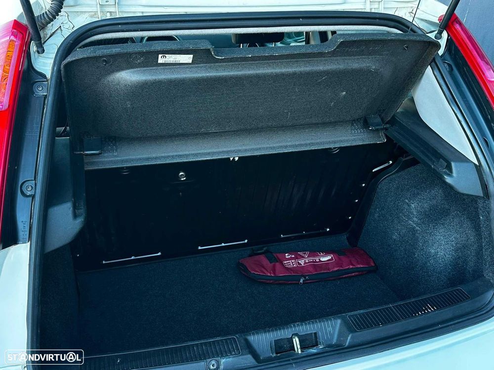 Fiat Punto 1.2 Easy S&S - 16