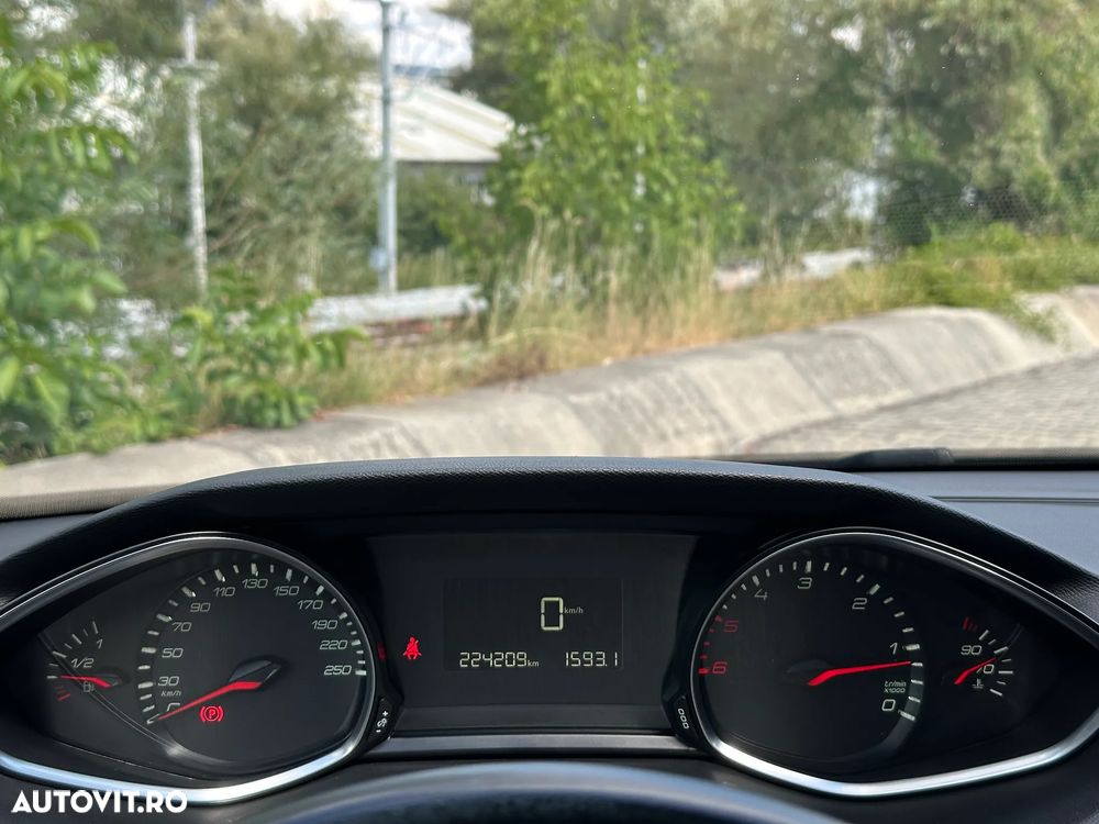 Peugeot 308 BlueHDi FAP 120 Stop & Start Allure - 12
