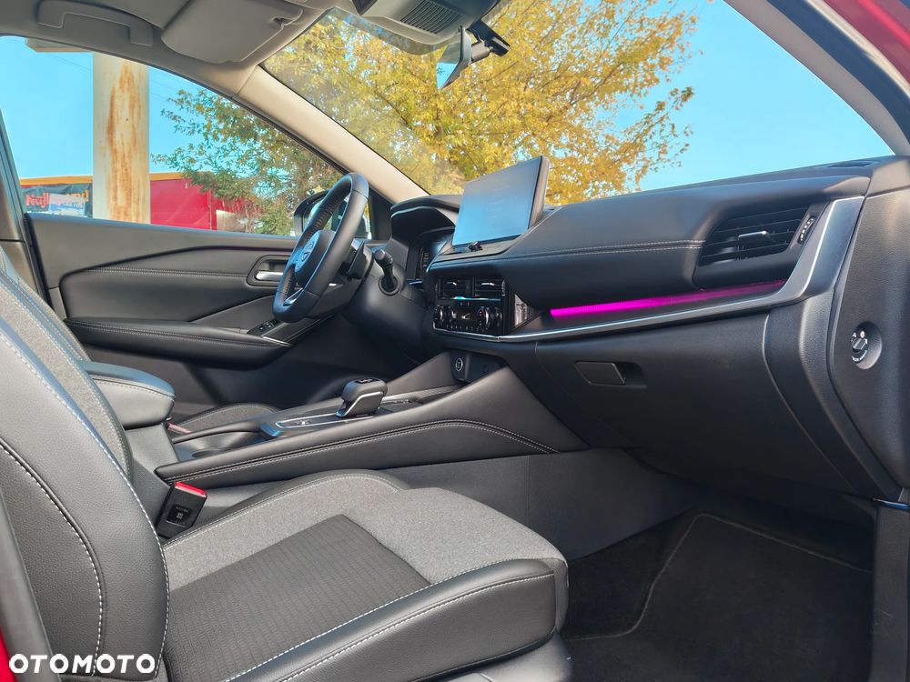 Nissan Qashqai 1.3 DIG-T mHEV N-Connecta Xtronic - 26