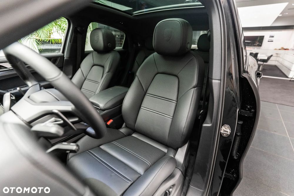 Porsche Cayenne E-Hybrid PHEV - 10