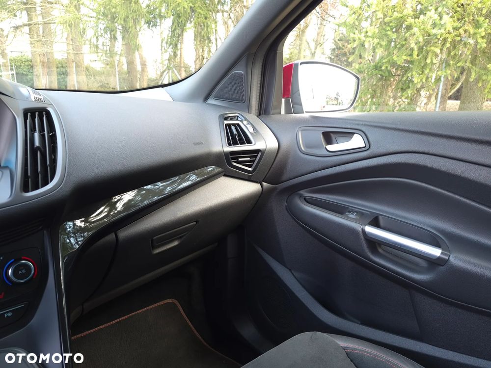 Ford Kuga 1.5 EcoBoost 4x4 ST-Line - 17