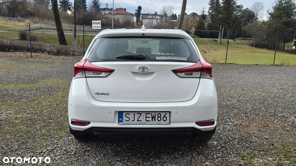 Toyota Auris 1.33 VVT-i Life - 23