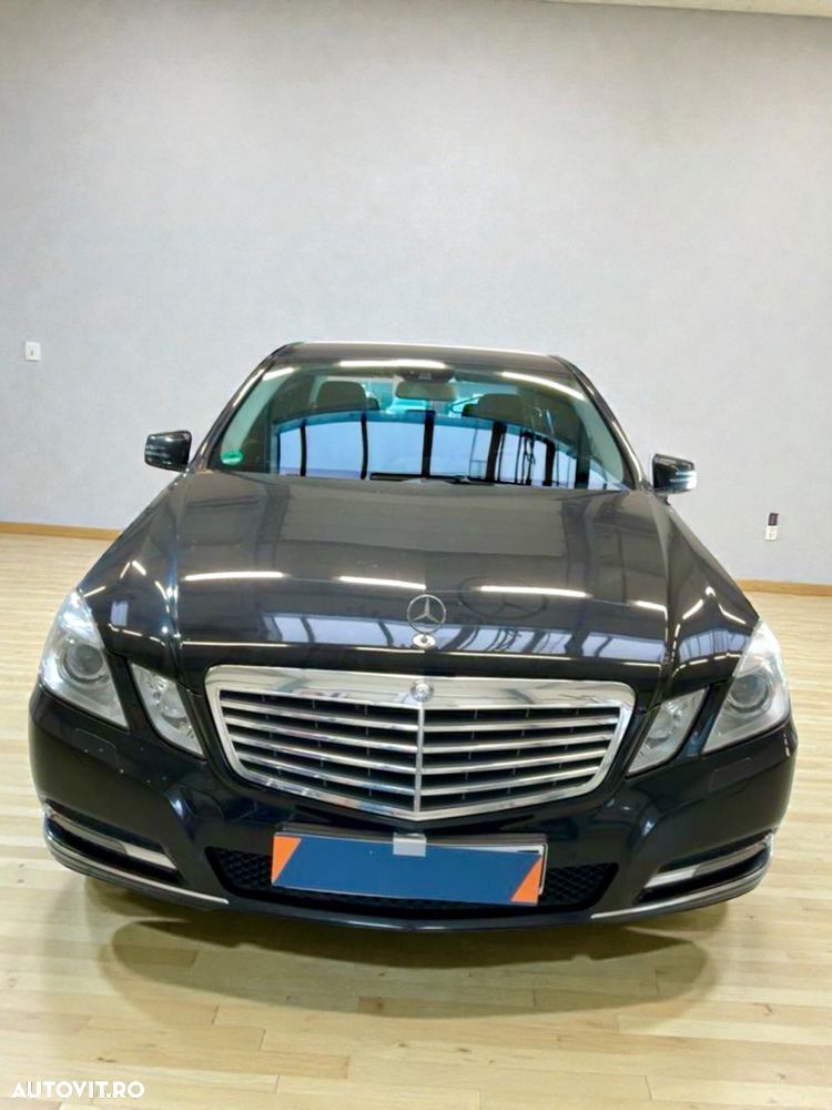 Mercedes-Benz E 300 BlueTEC HYBRID 7G-TRONIC Elegance - 9