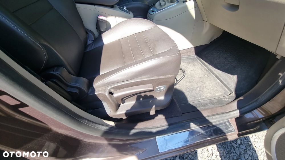 Renault Scenic TCe 130 Luxe - 9