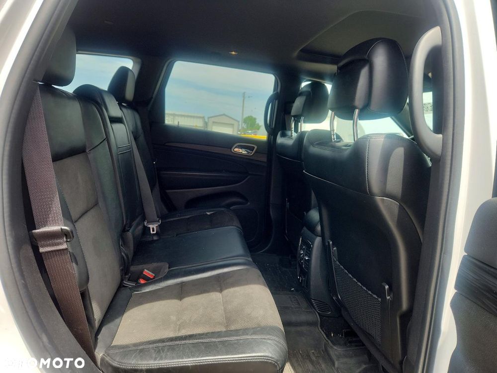 Jeep Grand Cherokee - 13