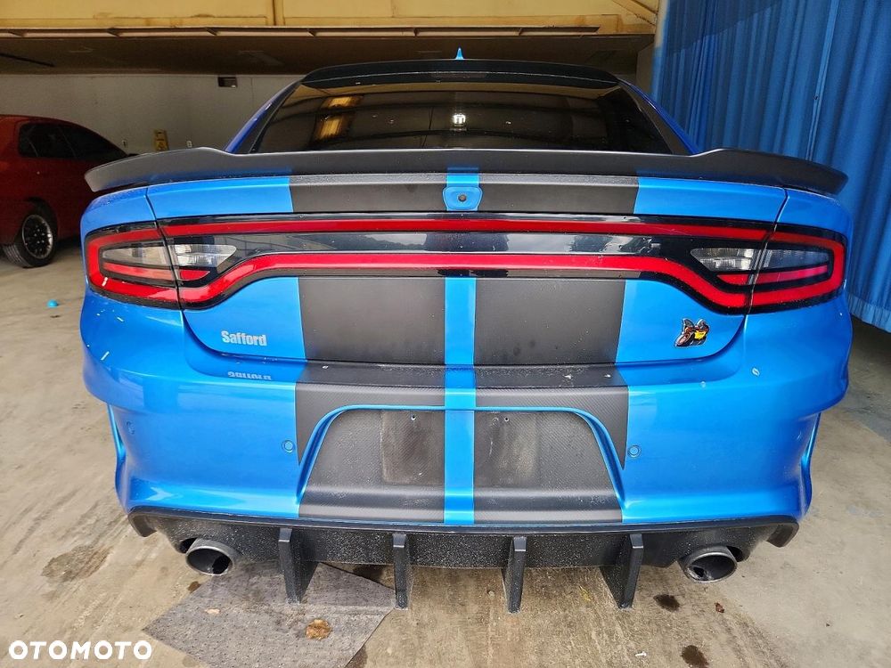 Dodge Charger 6.4 Scat Pack Widebody - 3
